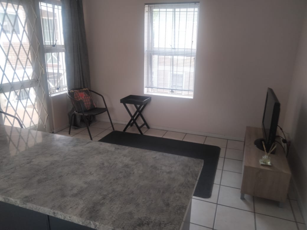 To Let 2 Bedroom Property for Rent in La Colline Western Cape